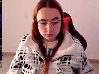 Freechat maryluna95 on CamSoda