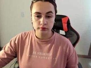 Freechat maryluna95 on CamSoda