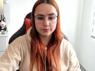 Freechat maryluna95 on CamSoda
