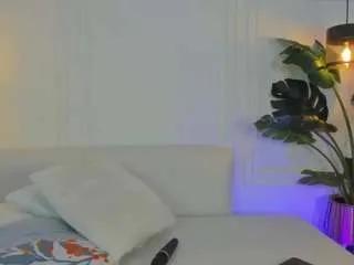 Freechat megan-charles on CamSoda