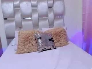 Offline melanyshayk on CamSoda