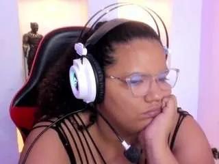 Offline mhia-rey on CamSoda