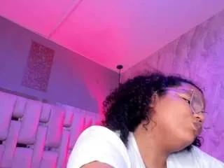 Offline mhia-rey on CamSoda