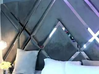 mia-evansx — blowjob + fuck pussy [125 tokens remaining]