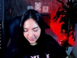 Freechat michael-greyy on CamSoda