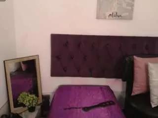 Freechat milfrockroll on CamSoda