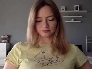 Offline milliedesire on CamSoda