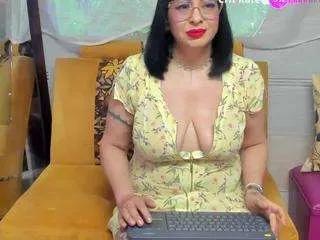 Freechat miranda-spark1 on CamSoda