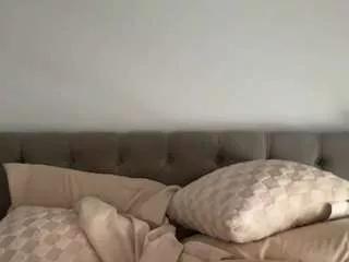 Offline misskellyy on CamSoda