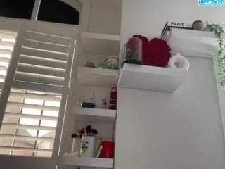 Offline misskellyy on CamSoda