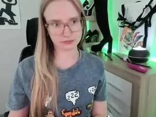 Offline nancystar on CamSoda