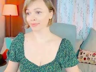 nandismile on CamSoda 