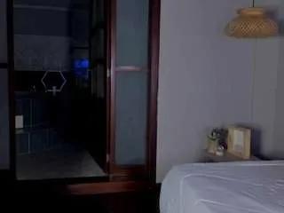 Offline nayahh on CamSoda