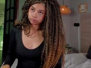 Offline nayahh on CamSoda