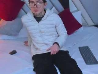 Freechat nina-passionf on CamSoda