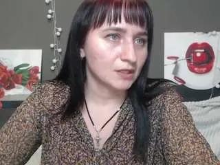 ninaflawlees on CamSoda 