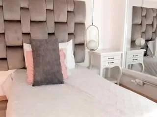 Offline pamelamendez on CamSoda