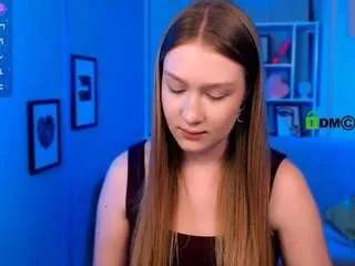 Offline playful-sophie on CamSoda