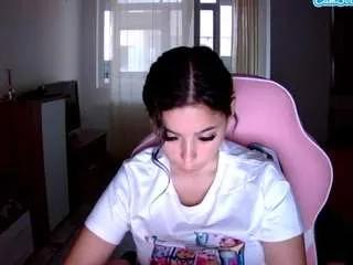 Freechat prettyjulliette on CamSoda