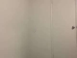 queenlolaxxx on CamSoda 