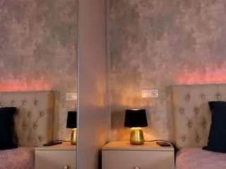 Offline raisagee1 on CamSoda