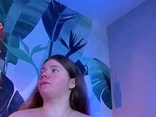 Freechat rubyvalen on CamSoda