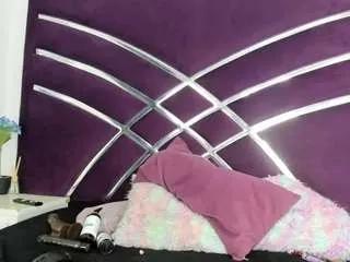 Offline samanthaht on CamSoda