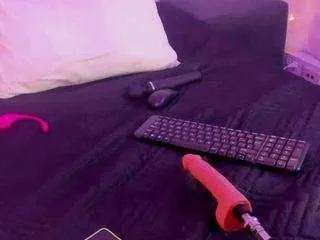 Offline samaraa-smith on CamSoda