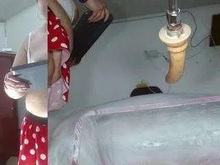 Offline sammy-evaans on CamSoda