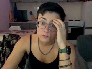 Freechat sandraevans on CamSoda