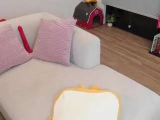 Offline sarabubbles on CamSoda