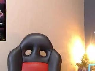 Freechat sarasmit on CamSoda