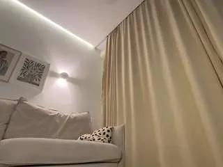 Offline sashalong13 on CamSoda