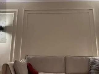 Offline sashalong13 on CamSoda