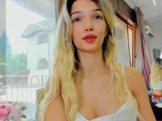 Offline sassyt33n on CamSoda