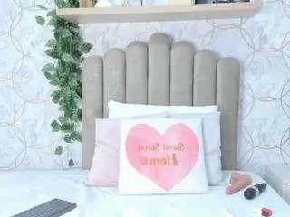 Freechat scarlett-bm on CamSoda