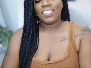 Offline selena42 on CamSoda