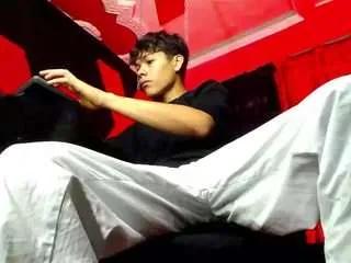 Offline semerhottt on CamSoda