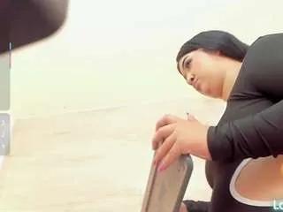 Freechat shanon-hughes on CamSoda