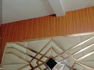 Offline sluttyandmature on CamSoda