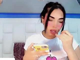 Offline sofi-hdz on CamSoda