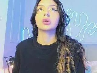 Freechat sofly-s on CamSoda