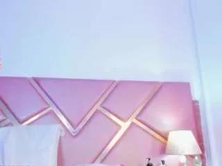 Offline sophiiesinclair on CamSoda