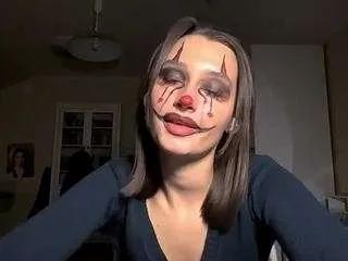 CamSoda strong-magic is Freechat strong-magic — Golden Ticket Show: Handbra (200 tokens per ticket)