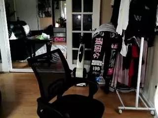 Offline suziieq23 on CamSoda