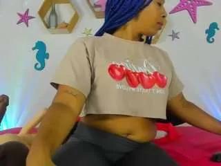 Freechat tanisha-curly on CamSoda