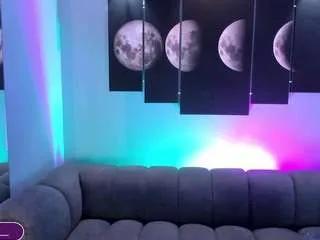 Offline tatii-moon on CamSoda