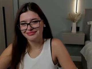 Offline thanhklopfenstein on CamSoda