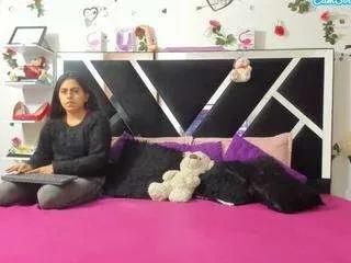 Freechat thedreamgirlss on CamSoda