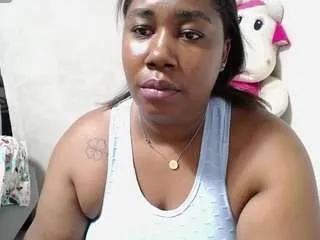 Freechat thickebonymilf on CamSoda